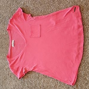 Abercrombie & Fitch brand pink short sleeve v-neck shirt w/ pocket